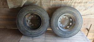12r22,5 renkaat 2kpl Pinnatut ajamattomat