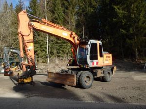 Hitachi ZX 130 W