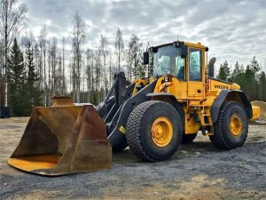 Volvo L120E, vaaka, rasvari, kauha