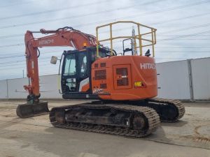 Hitachi ZX225USLC-7