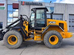 JCB 437 HT