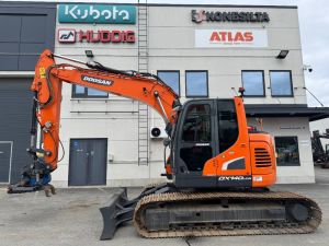 Doosan DX 140 LCR-5 Pyörittäjällä