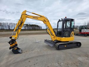 Komatsu PC50MR-2