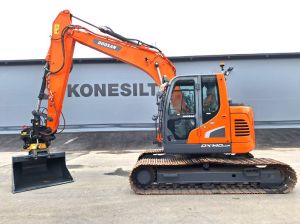 Doosan DX140LCR-5 PYÖRITTÄJÄLLÄ