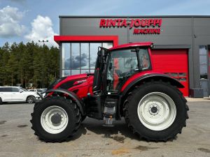 VALTRA T 215 Direct/ 50km/h, Etunostolaite, Smart touch!