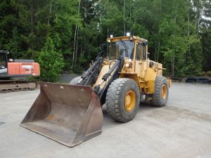 VOLVO BM L 90
