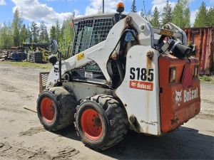 BOBCAT S185, trukkipiikit, lumikauha, maakauha