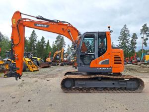 Doosan DX140LCR-5 PYÖRITTÄJÄLLÄ