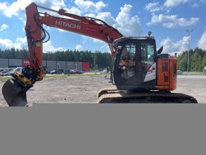 Hitachi ZX 135 US-6