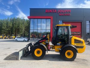 JCB 409 / Kauha, Piikit, Rasvari, 40km/h, Pyöräkuormaajat