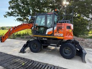 Hitachi ZX 135 W-7
