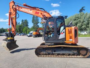 Hitachi ZX 135 US-6