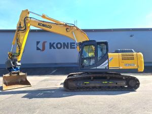KOBELCO SK210LC-11 PYÖRITTÄJÄLLÄ