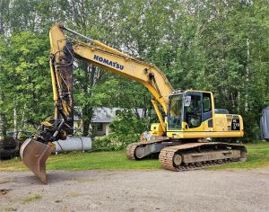 KOMATSU PC210LC-3, 3 kauhaa, Rotoset, rasvari