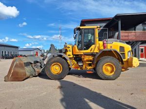 Volvo L90H RASVARI, VAAKA YM.