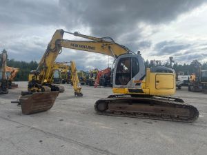 New Holland E 235 B SR / Engcon, 3D, 2 kauhaa, Ym., Telakaivukoneet