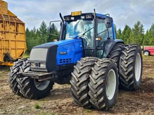 Valtra 6400