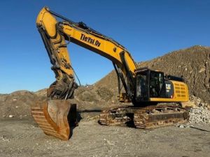 CAT 352F, Telakaivukoneet