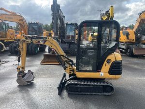 CAT 301.8 / 3 kauhaa, Uudet telat, Marginaali ver.
