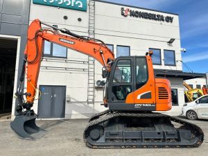 Doosan DX 140 LCR-5 metsäalusta