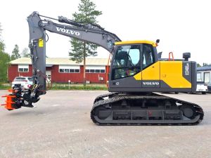 Volvo EC140ELM  -SUOALUSTA-