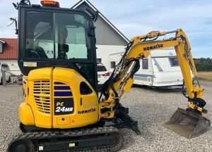 Komatsu PC 24 MR-5 / Engcon, 3 Kauhaa, Tulossa!