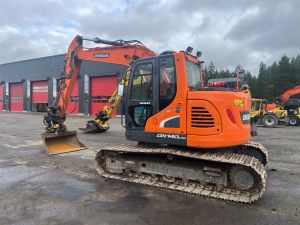 Doosan DX 140 LCR / Engcon, Kauha, Rasvari