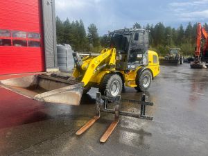 Wacker Neuson WL 52 / Kauha, Trukkipiikit