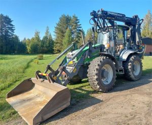 LÄNNEN 8600G Kronos 640 nosturilla ja henkilökorilla, Экскаваторы погрузчики