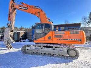 DOOSAN DX300 LC-3, Гусеничные экскаваторы