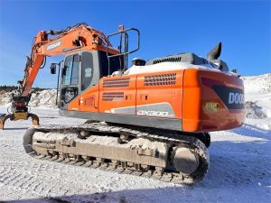 DOOSAN DX300 LC-5, Гусеничные экскаваторы