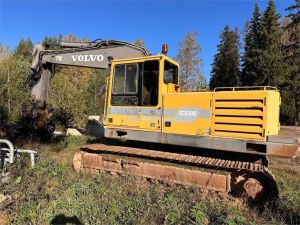 VOLVO EC230B, Гусеничные экскаваторы