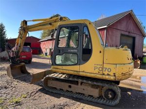 KOMATSU PC70-7, Средние экскаваторы