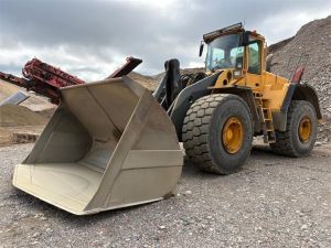 VOLVO L 220 E, Колесные погрузчики