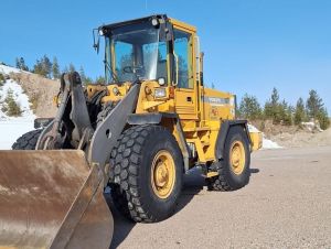 VOLVO L 90 C, Колесные погрузчики