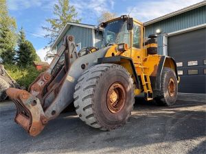 VOLVO L220E Jykevä kuormaaja, Колесные погрузчики