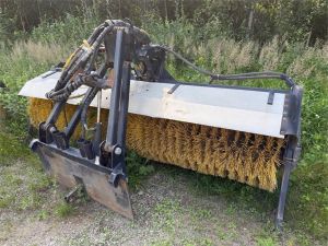 ARCTIC MACHINE AM 300, Щеточное оборудование