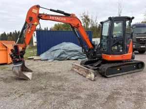 HITACHI ZX 55 U - 5A. Näpsä kumitelakone Rototiltin kera, Minigrävare < 7t
