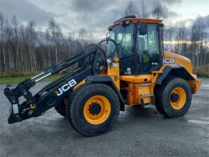 JCB 413 K T4