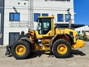 Volvo L70G vipuohjaus, 3' ja 4' hydr