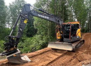 VOLVO ECR145EL HUIPPUHIENO, TULOSSA KMÄKI, Гусеничные экскаваторы