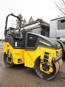 BOMAG 100AD-5, Rollers