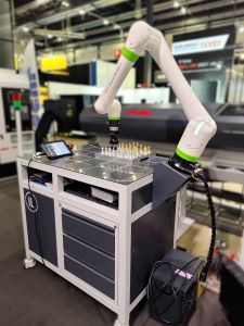GIBAS G-Loader10 robottipöytä, Metalworking machinery attachments