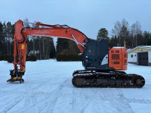 HITACHI ZX225USLC-6 + RASVARI + LÄMMITIN + PROBO EC226 PIHDILLÄ + NOVATRON 3D