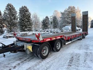 HUMBAUR 4-AKSELINEN + POKATTU KANSI 9,8M + HYDRAULISET RAMPIT + LEVIKKEET