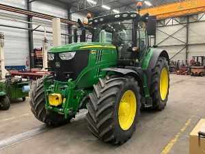 John Deere 6175R
