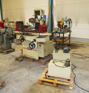 KENT KGS-250AHD, Surface grinding machines