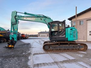 KOBELCO SK230SRLC-7 + RASVARI + LÄMMITIN + PROBO EC226 PIHDILLÄ + NOVATRON 3D 