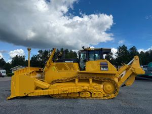 KOMATSU D155AX-8 + SU-PUSKURI + REPIJÄ + EBERI + TRIMPLE KONEOHJAUS