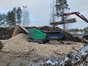 Komptech Axtor 6210 hakkuri-murskain 